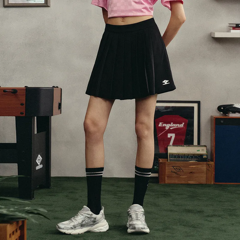 Umbro Casual Short Skirts Women's Gaze Black-3