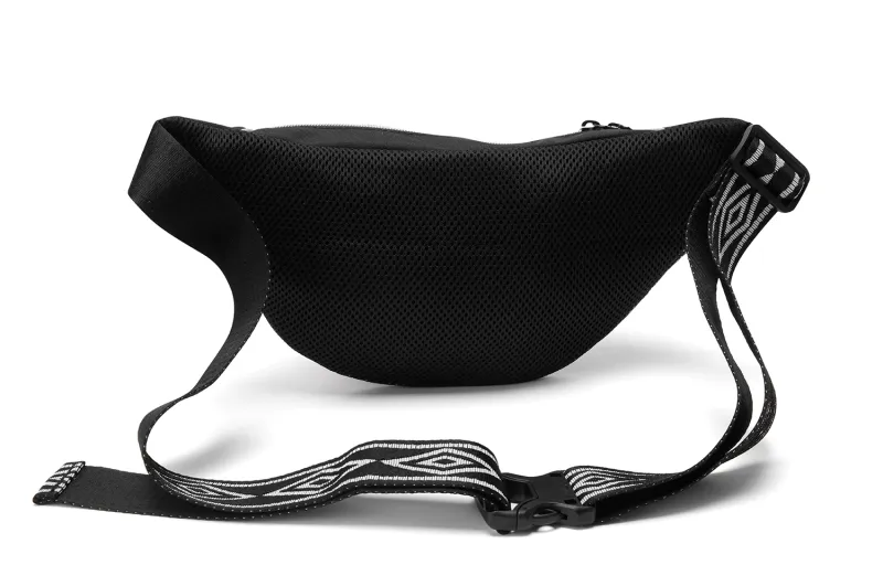 Umbro Polyester Fanny Pack Regular Unisex Gaze Black-3