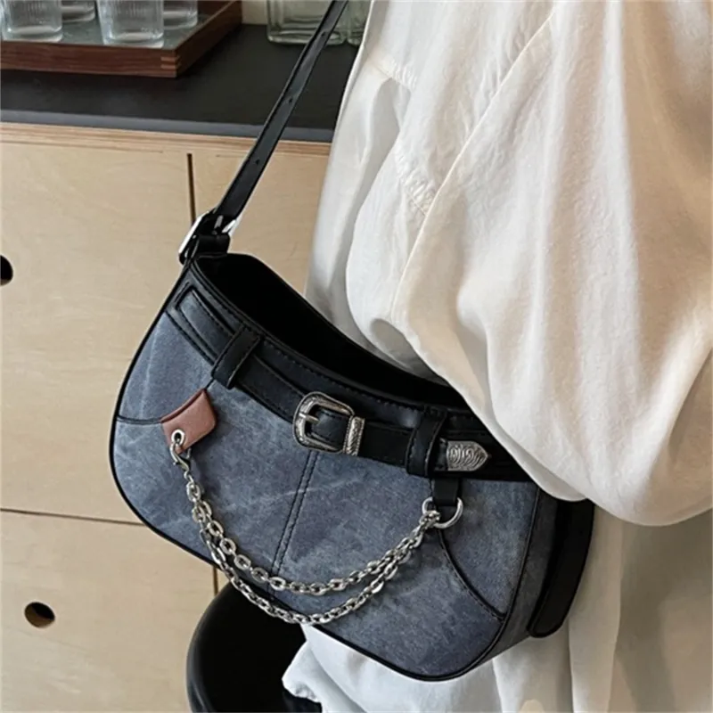 Worm's Home PU Shoulder Bag Regular Women's Black-5
