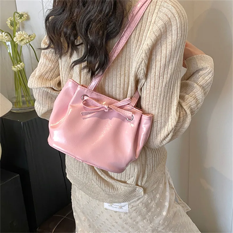Worm's Home PU Tote Bag, Shopping Bag, Handbag, Shoulder Bag Regular Women's White/Red/Black/Pink/Blue-18