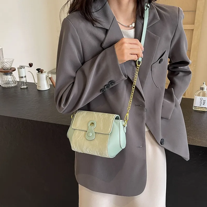 Worm's Home PU Shoulder Bag Women's-11