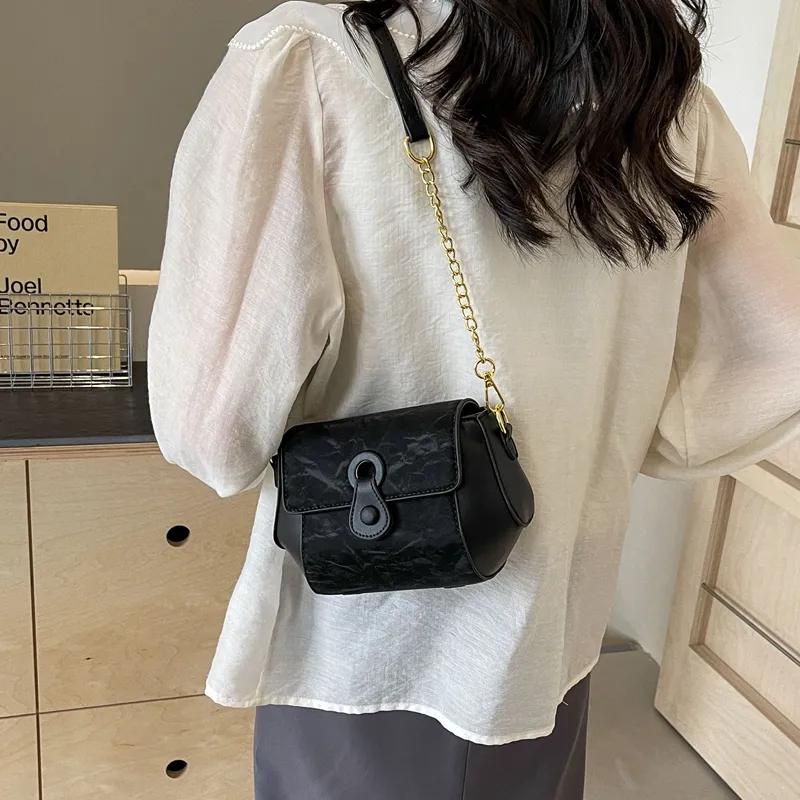 Worm's Home PU Shoulder Bag Women's-8
