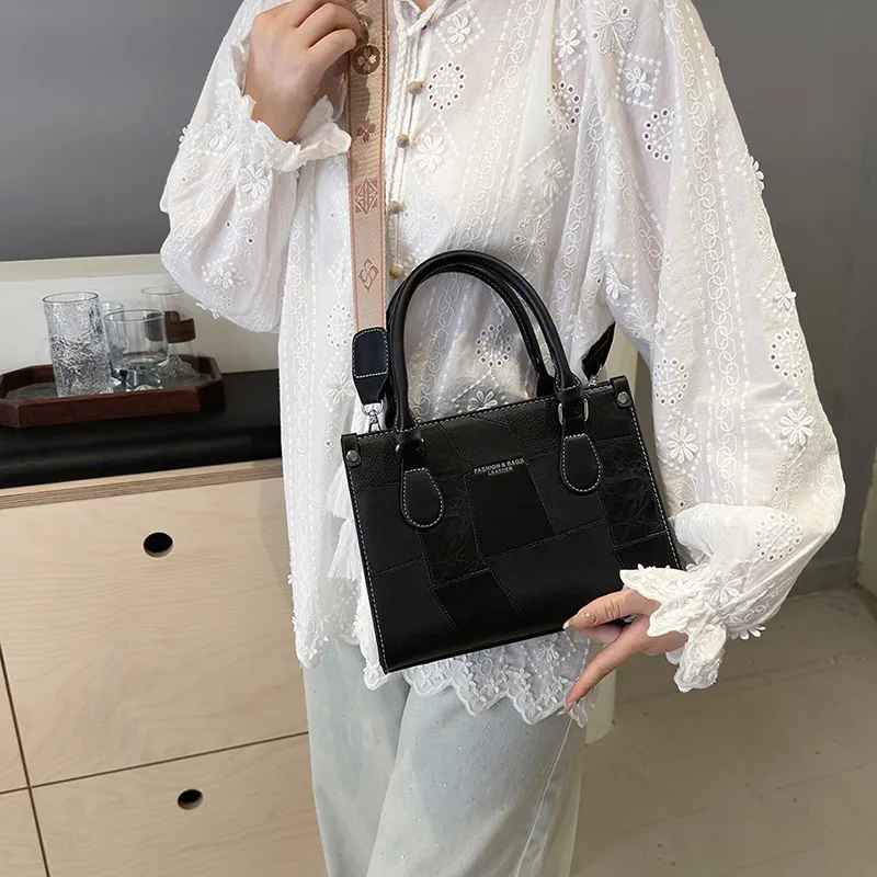 WHEELY BABY+ PU One Shoulder Handbags Regular Women's Ecru/Silver/Black-15