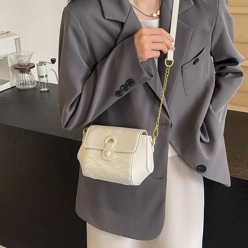 Worm's Home PU Shoulder Bag Women's-2