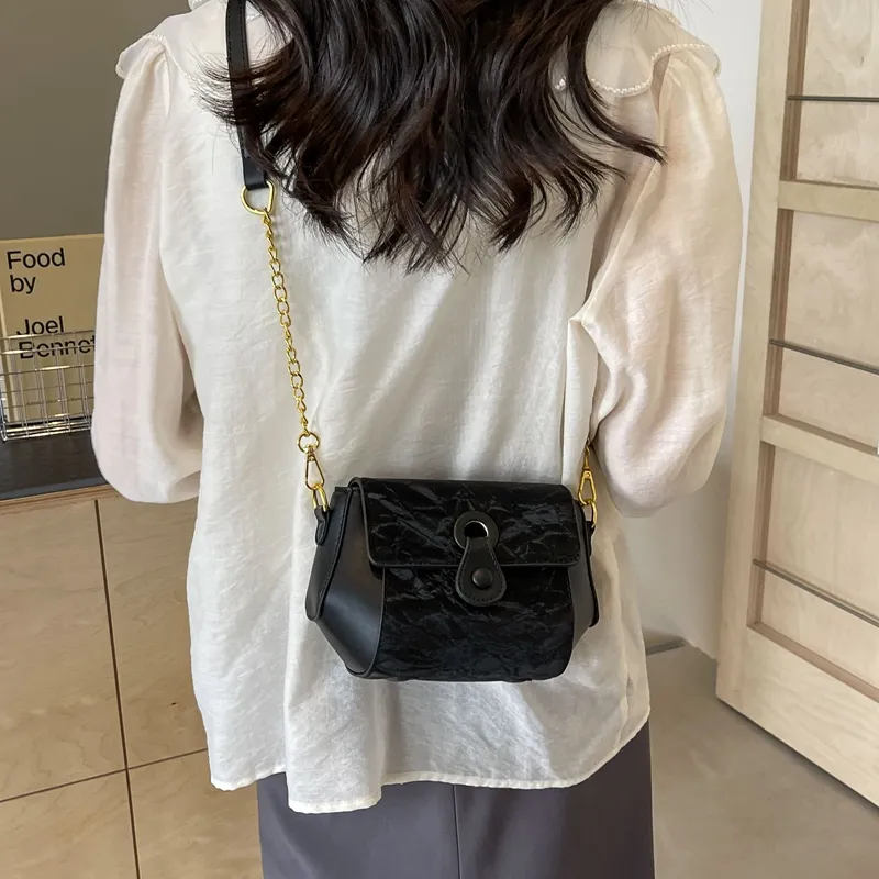 Worm's Home PU Shoulder Bag Women's-9