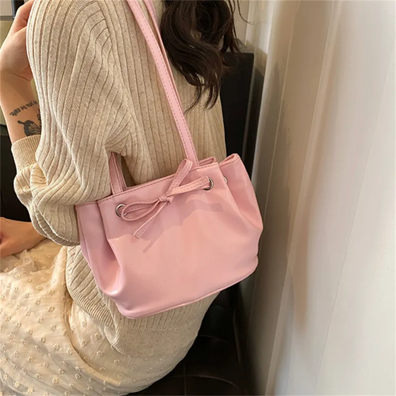 Worm's Home PU Tote Bag, Shopping Bag, Handbag, Shoulder Bag Regular Women's White/Red/Black/Pink/Blue-17