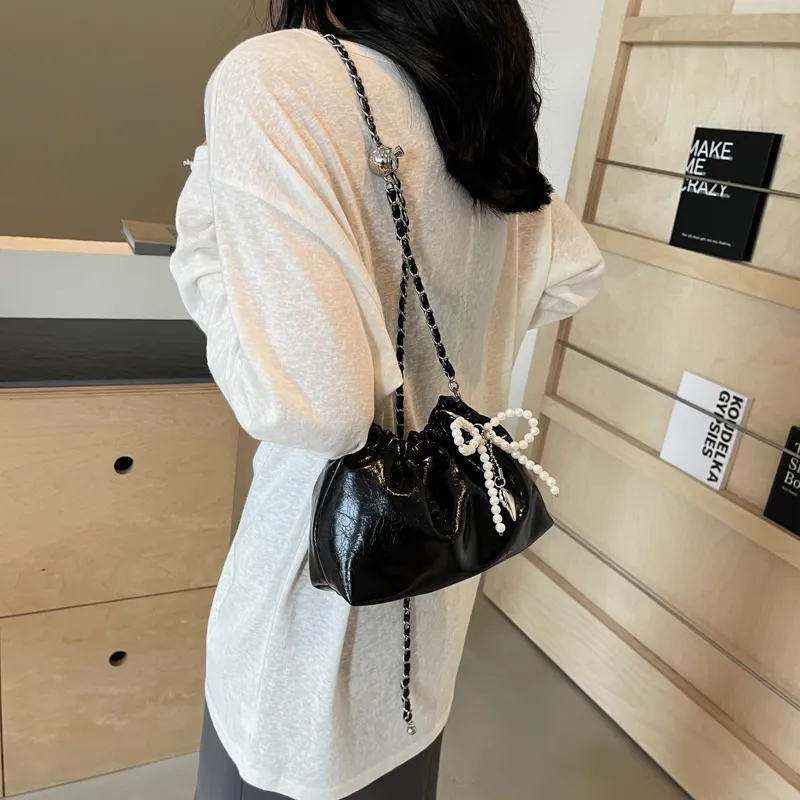 Worm's Home PU Shoulder Bag, Crossbody Bag Women's White/Silver/Black-17