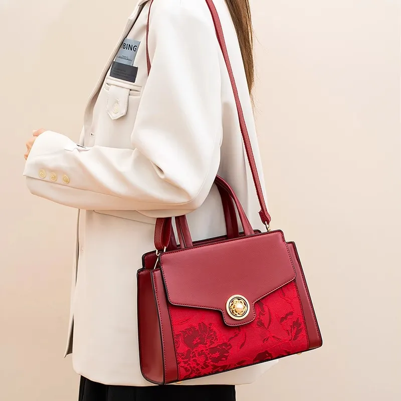 WHEELY BABY Handbags Red[Pink Shopping Bag]-5