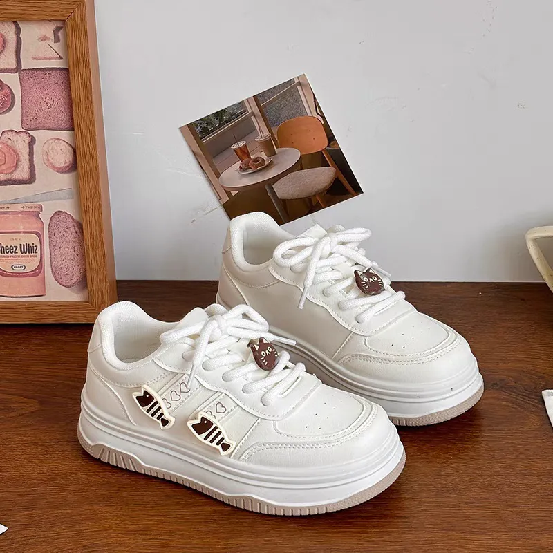 BINGO DUCK Coverage Slip Resistant Low Top Skateboard Shoes Women's-9