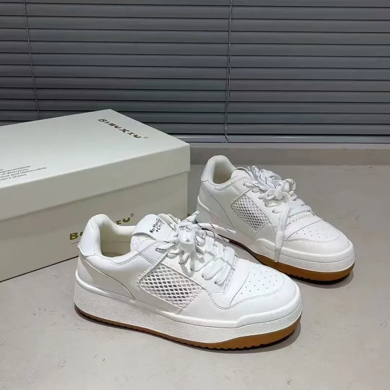 JimiXiong Low Top Skateboard Shoes Women's-1