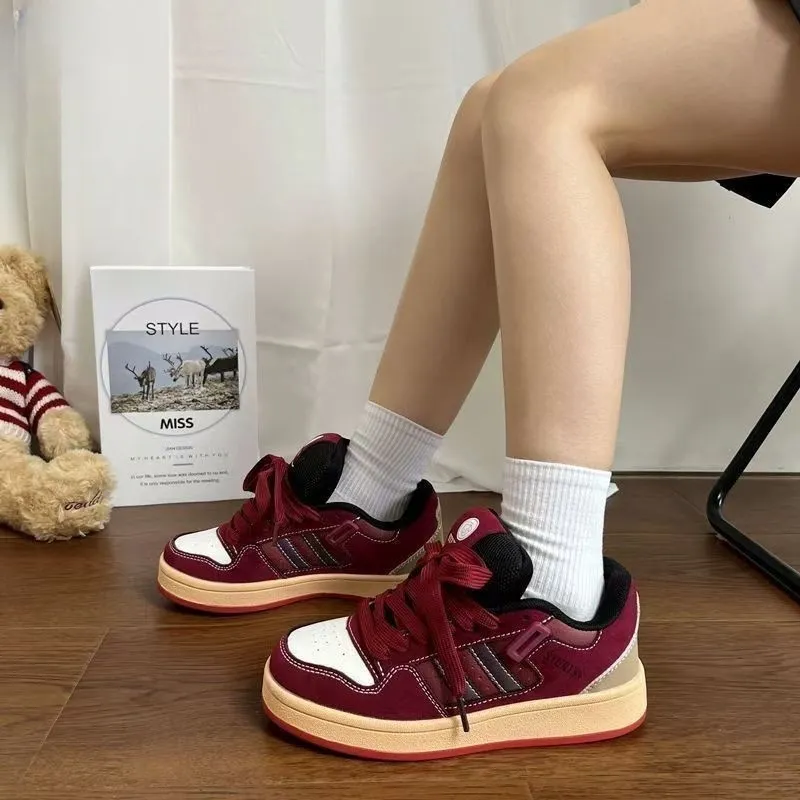 JimiXiong Abrasion Resistant Low Top Skateboard Shoes Women's Red-1