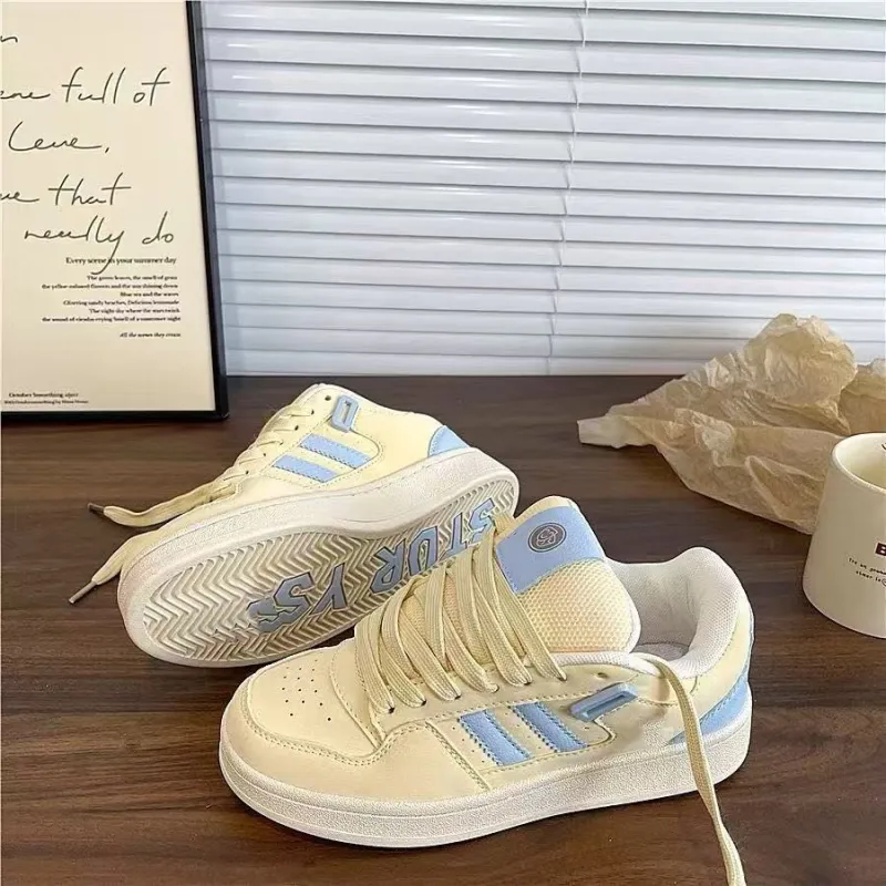 BINGO DUCK Coverage Low Top Skateboard Shoes Women's Yellow Blue-5