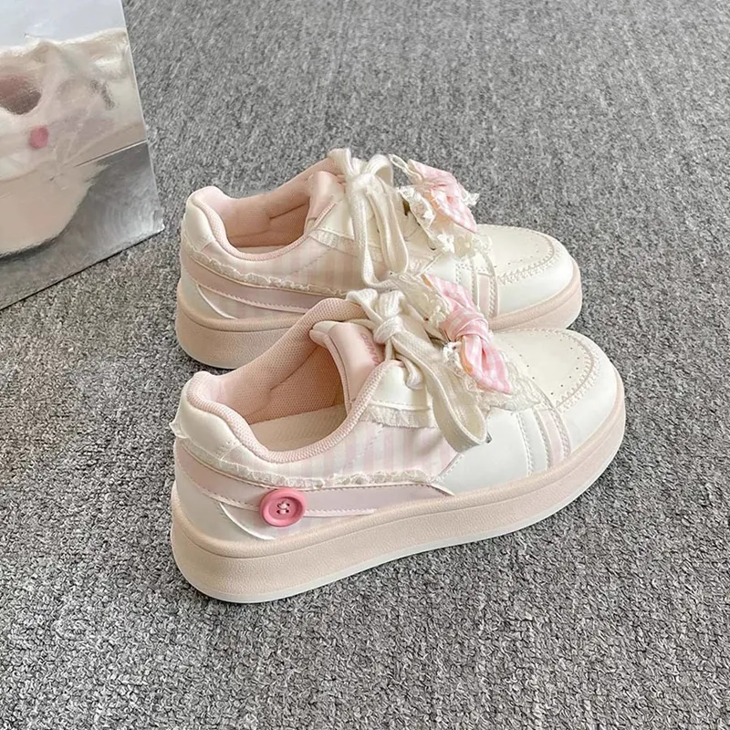 JimiXiong Low Top Skateboard Shoes Women's-1