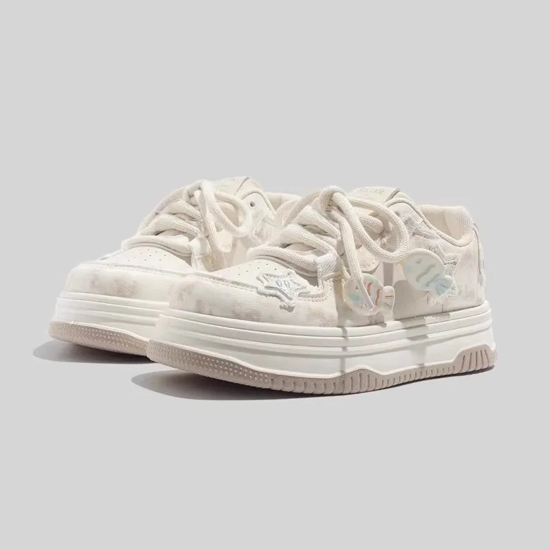 BINGO DUCK Slip Resistant Low Top Skateboard Shoes Women's Ecru-1