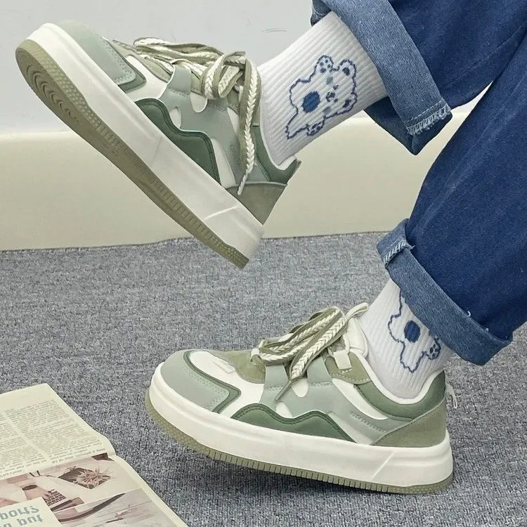 BINGO DUCK Coverage Low Top Skateboard Shoes Women's Avocado Green-2