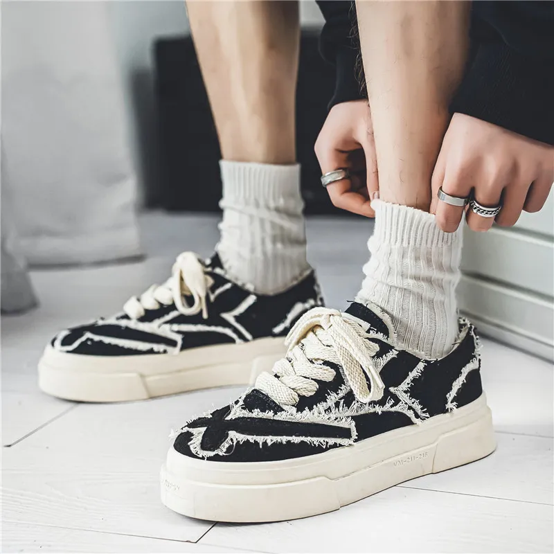 BINGO DUCK Coverage Breathable Low Top Skateboard Shoes Men's-8