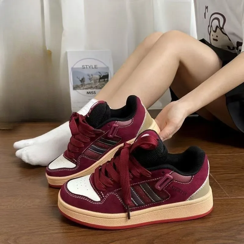 JimiXiong Abrasion Resistant Low Top Skateboard Shoes Women's Red-3