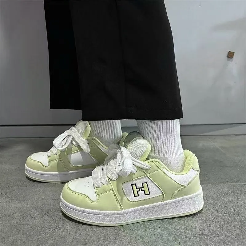 JimiXiong Low Top Skateboard Shoes Women's Light Yellow-2