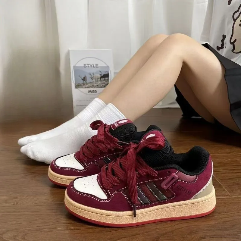 JimiXiong Abrasion Resistant Low Top Skateboard Shoes Women's Red-4