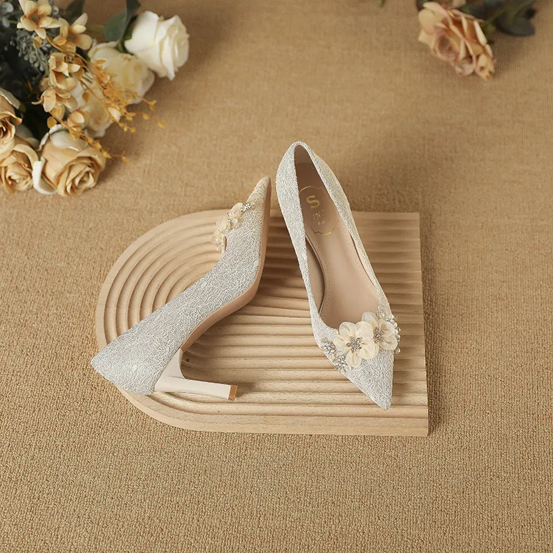 BINGO DUCK Chunky Heel High Heels Women's White-4