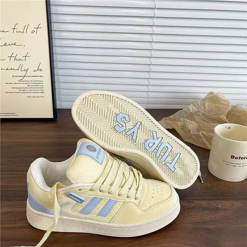 BINGO DUCK Coverage Low Top Skateboard Shoes Women's Yellow Blue-1