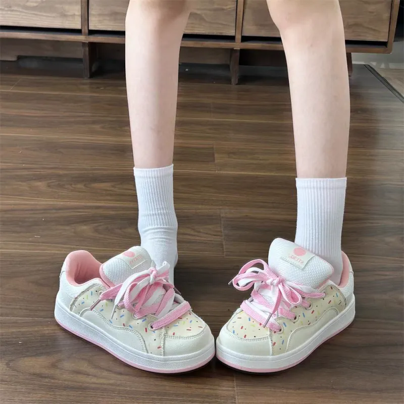 BINGO DUCK Coverage Slip Resistant Low Top Skateboard Shoes Women's Pink-6