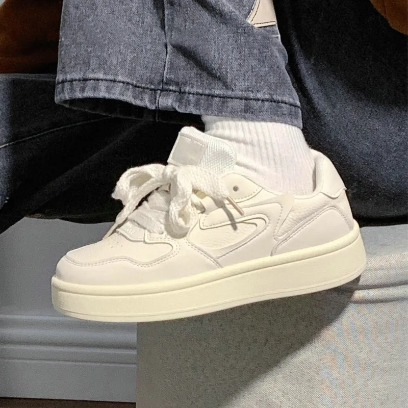 BINGO DUCK Coverage Low Top Skateboard Shoes Women's-1