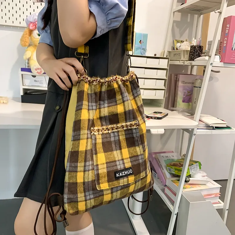 Alcohol dragon Crossbody Bags Yellow-10