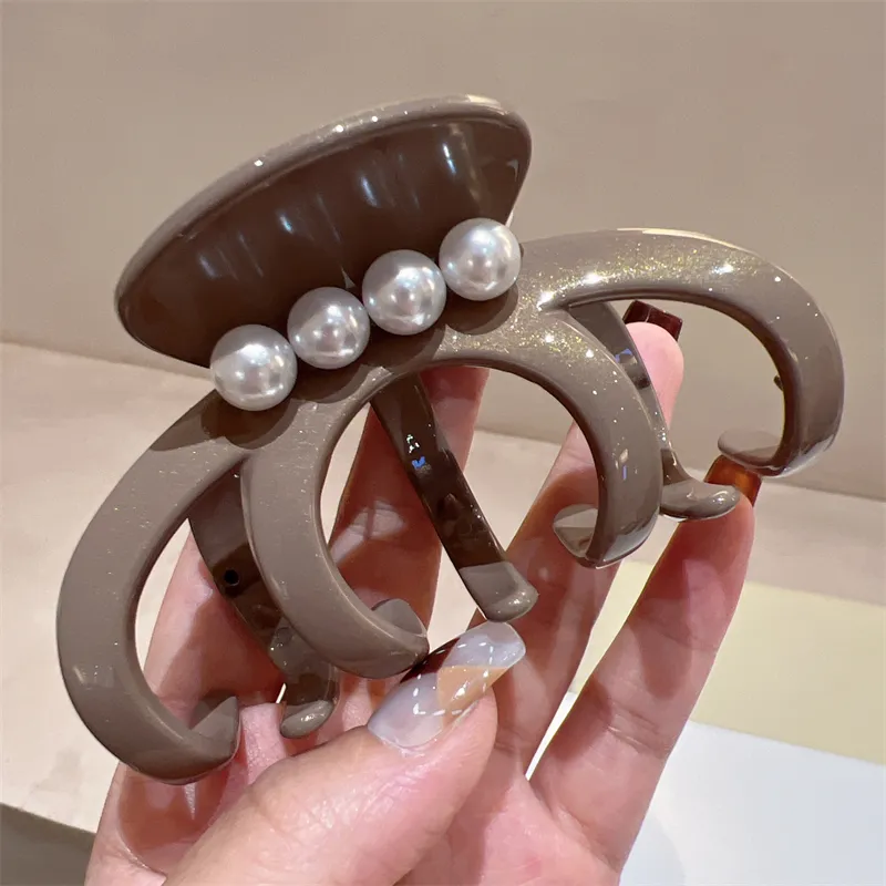 Like A Dream Acrylic Hair Clips Women's-1