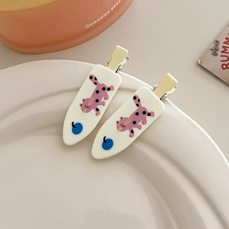Like A Dream Acrylic Hair Clips Women's-10
