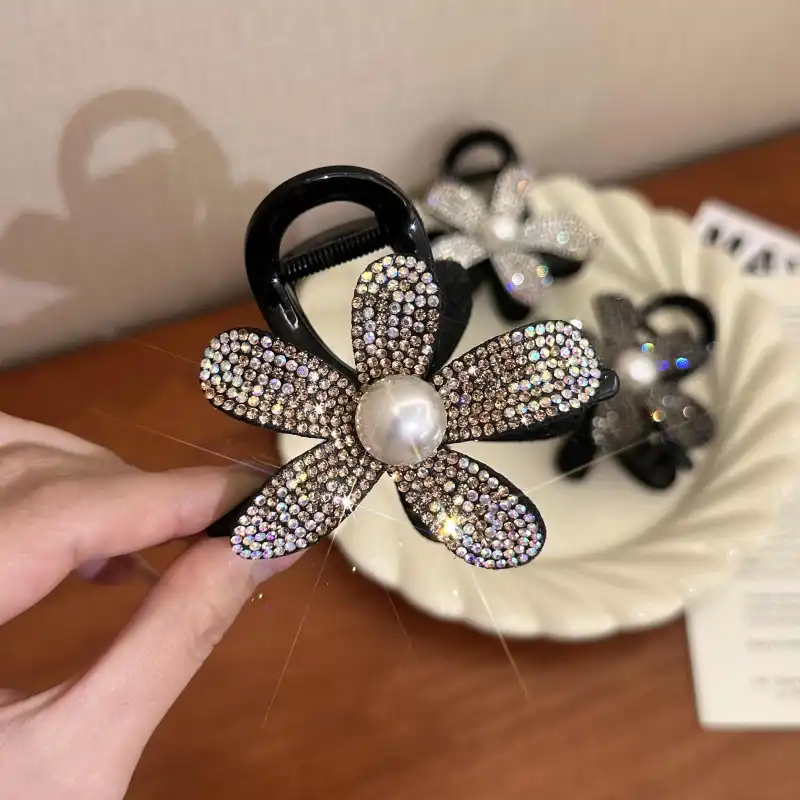 Like A Dream Acrylic Hair Clips Women's-9