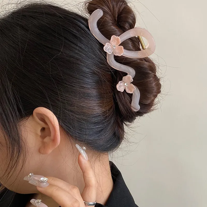 Like A Dream Acrylic Hair Clips Women's-2