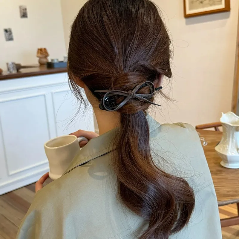 Like A Dream Acrylic Hair Clips Women's-9