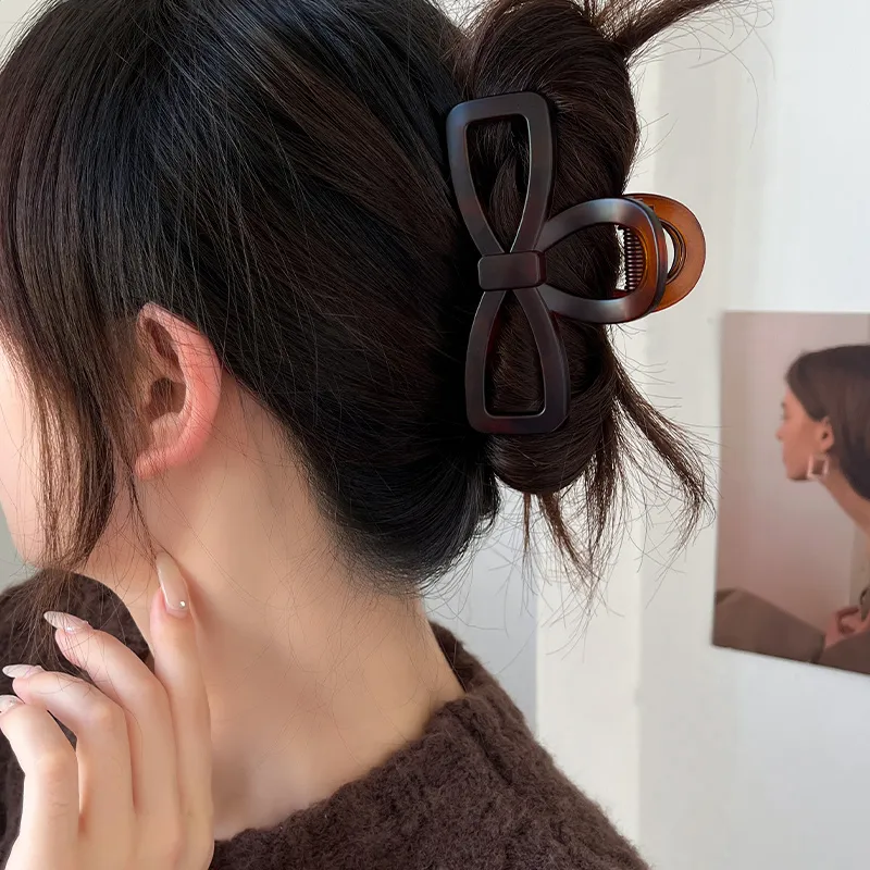 Like A Dream Acrylic Hair Clips Women's-2