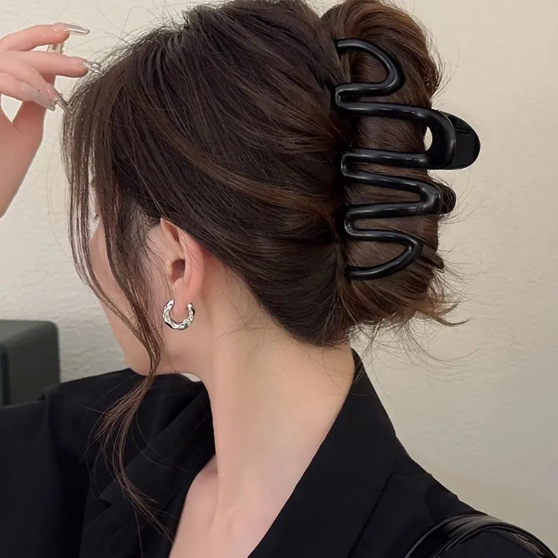 Like A Dream Acrylic Hair Clips Women's-2