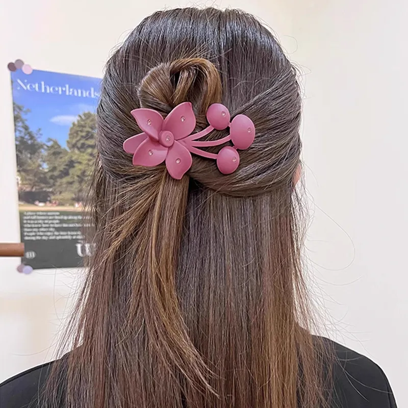 Like A Dream Acrylic Hair Clips Women's-8