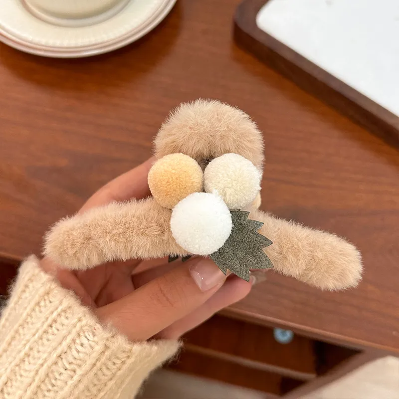 Like A Dream Acrylic Plush Hair Clips Women's-6