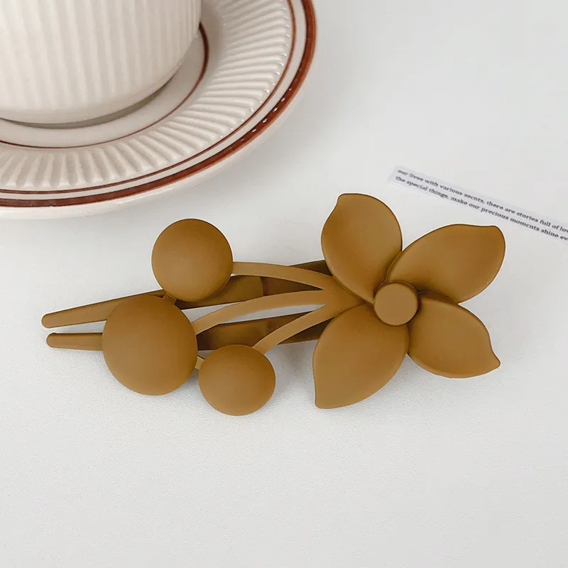 Like A Dream Acrylic Hair Clips Women's-10