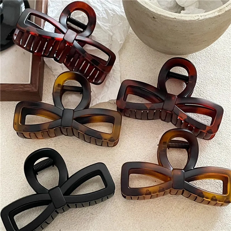 Like A Dream Acrylic Hair Clips Women's-7