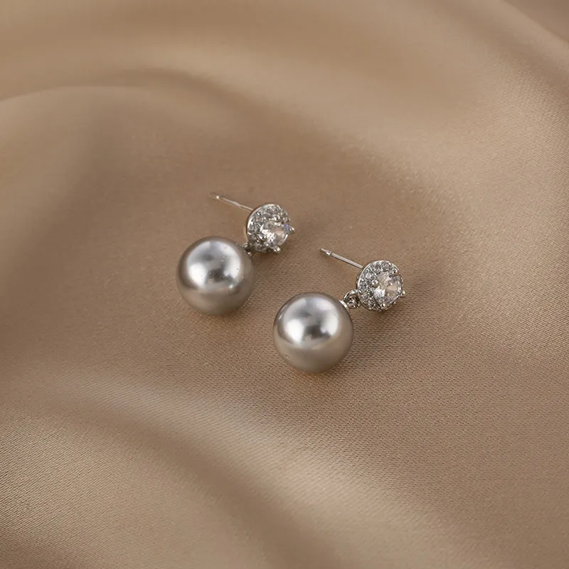 Like A Dream 925 Sterling Silver Silver Needle Anti Aging Niche Earrings Advanced Personalized Stud Earrings Women's-1