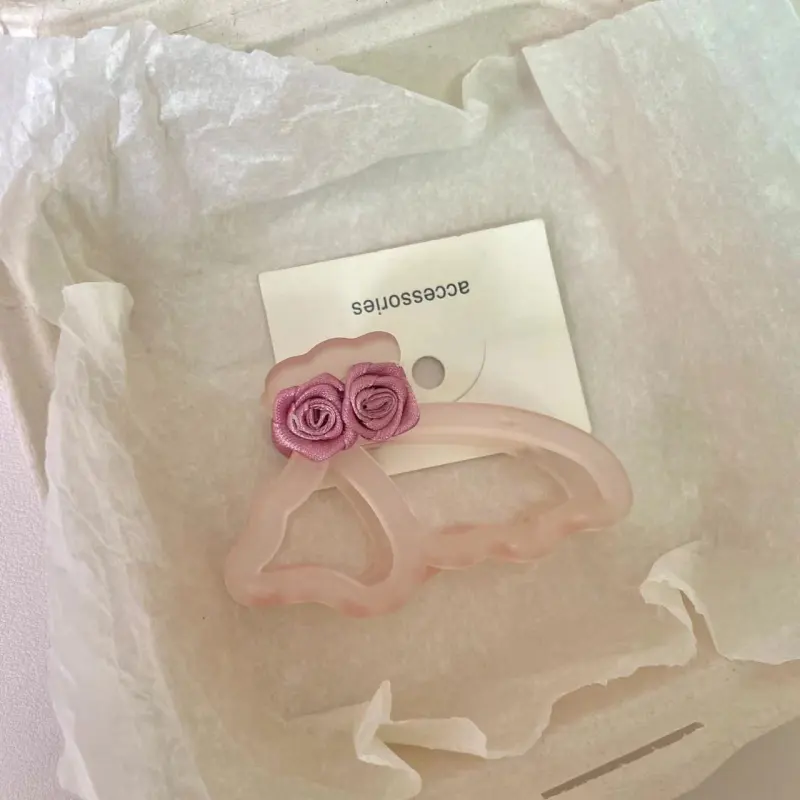 Like A Dream Acrylic Hair Clips Women's-1