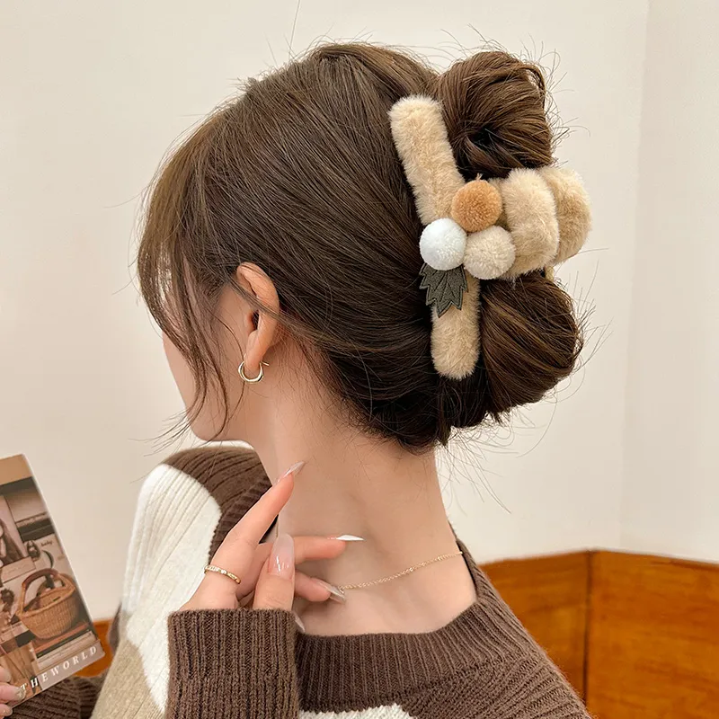 Like A Dream Acrylic Plush Hair Clips Women's-7