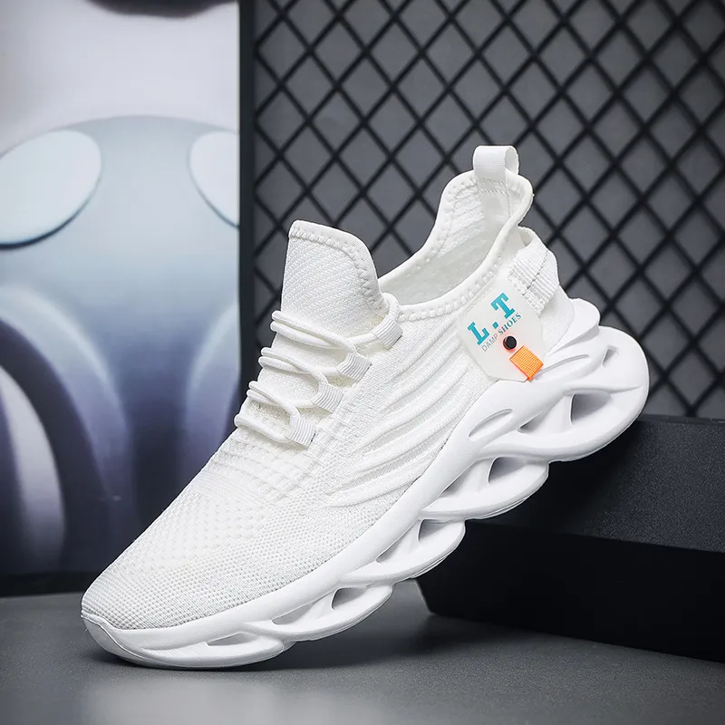 QIUTEXIONG Cushioning And Breathable Low Top Casual Marathon Training City Commute Running Shoes Men's-6