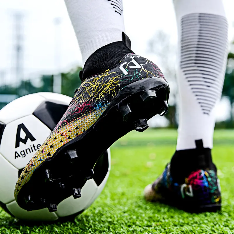 QIUTEXIONG Soccer Shoes Unisex High Top White/Black-39