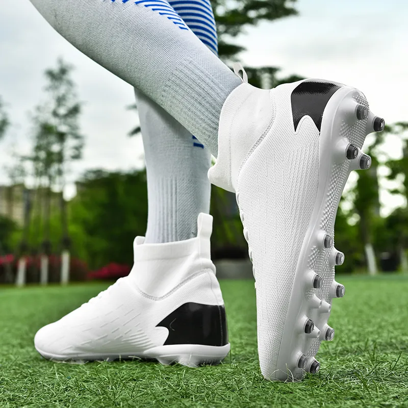 QIUTEXIONG FG Rubber Long Studs TF Rubber Broken Studs Soft Ground Firm Ground Non slip Lightweight Soccer Shoes Unisex-24