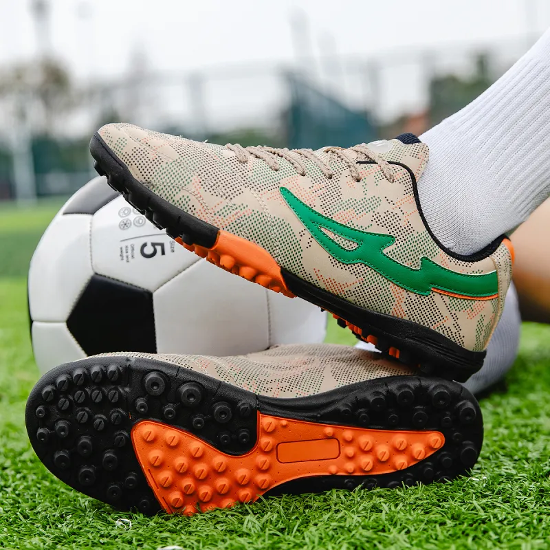 QIUTEXIONG TF Rubber Broken Studs Firm Ground Indoor Slip Resistant Coverage Soccer Shoes Unisex-26