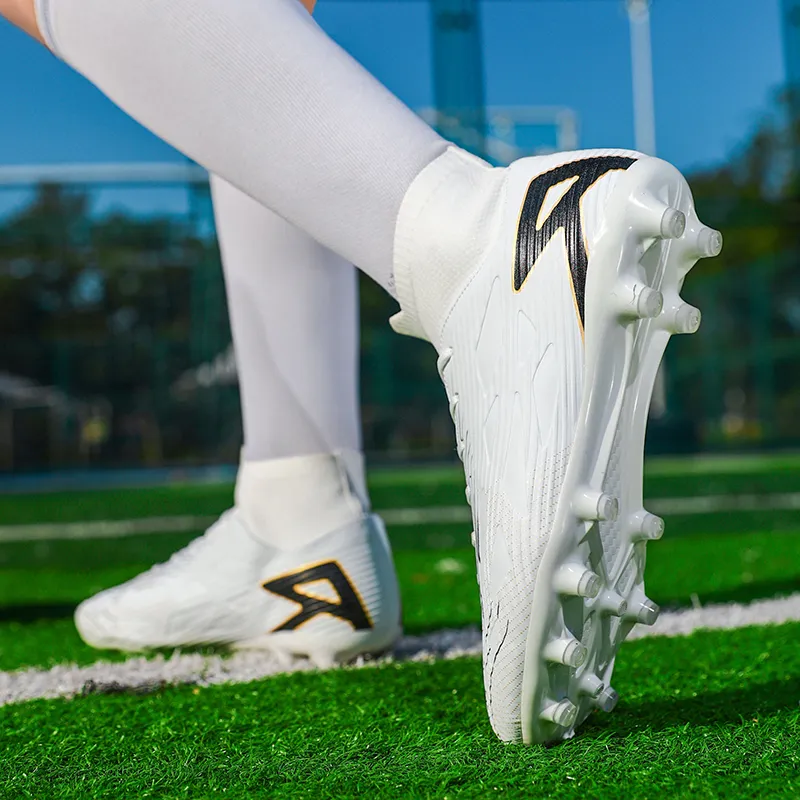 QIUTEXIONG FG Rubber Long Studs TF Rubber Broken Studs Soft Ground Firm Ground Slip Resistant Soccer Shoes Unisex-39