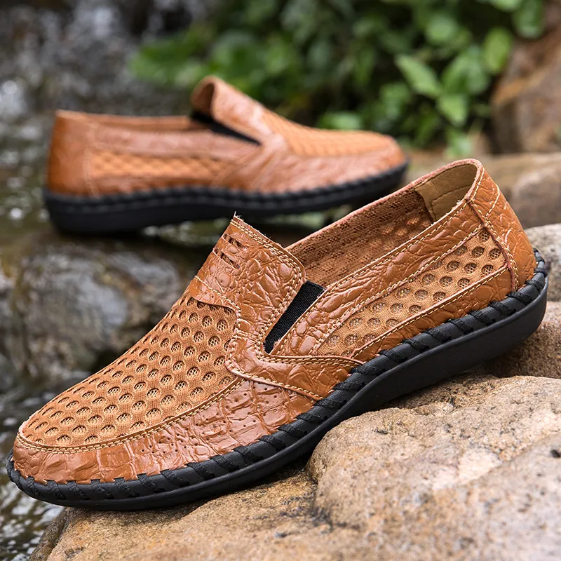 QIUTEXIONG Breathable Cushioning River Trekking Shoes Men's-1