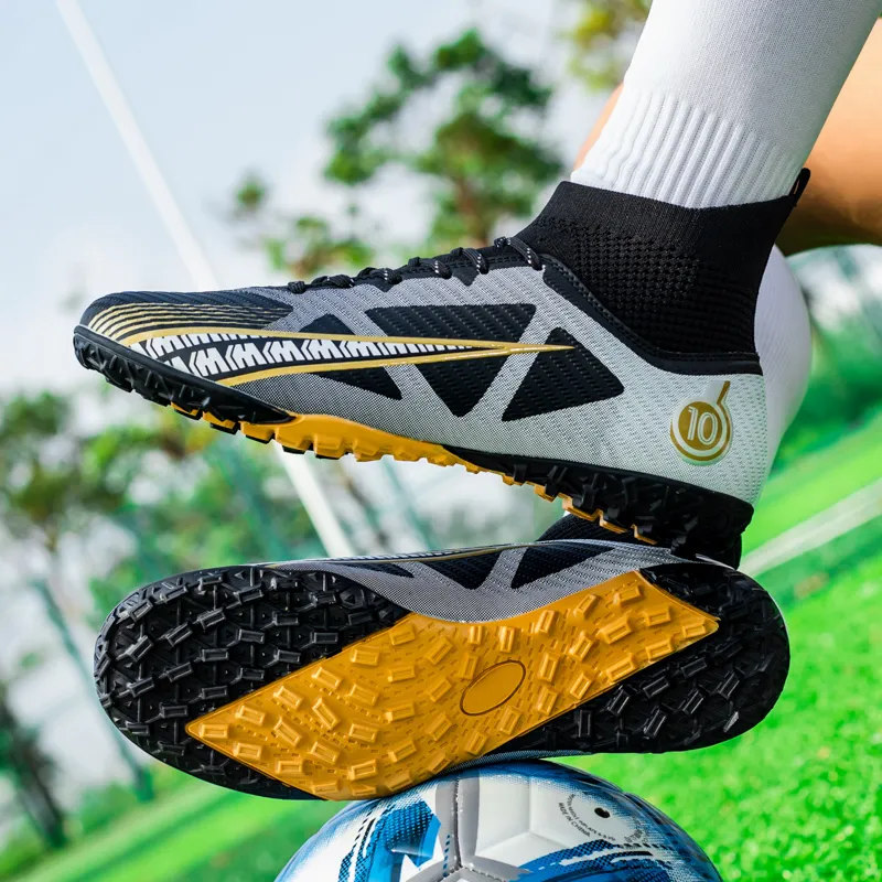 QIUTEXIONG Soft Ground Firm Ground Slip Resistant And Breathable Soccer Shoes Unisex-12