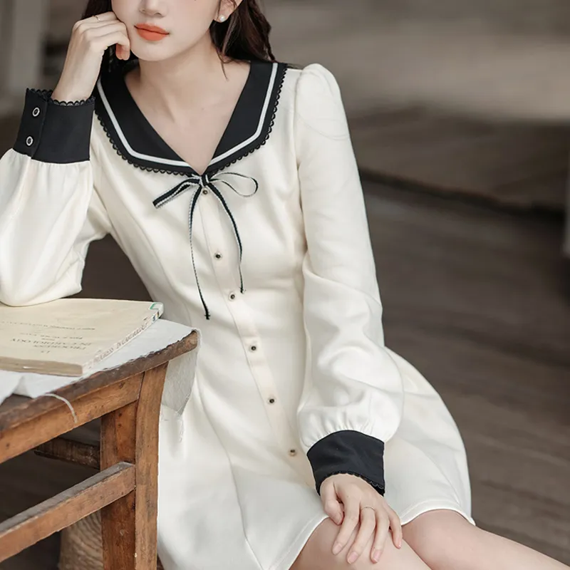 AFGGD Long-Sleeved Dresses Women's Apricot-5